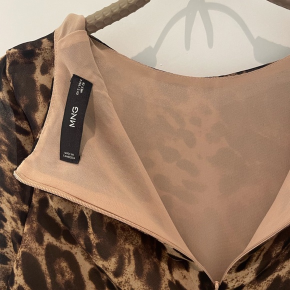 LEOPARD-PRINT DRESS WITH RUCHED WAIST - Picture 3 of 3